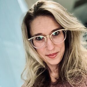 Meet your Posher, Jacquelyn